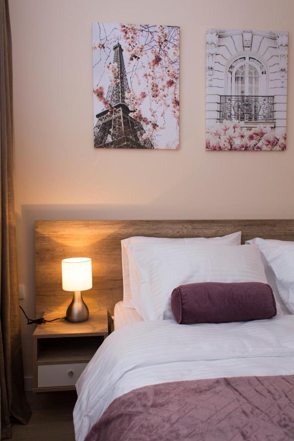 Galaxy Apartments Belgrade Extérieur photo