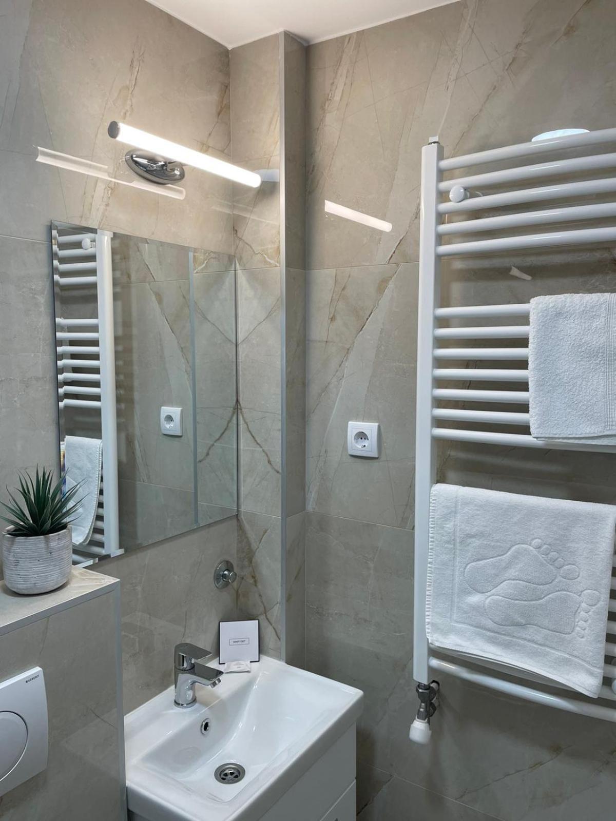Galaxy Apartments Belgrade Extérieur photo